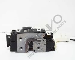 Kapı Kilidi Sağ MERCEDES SPRINTER W906
