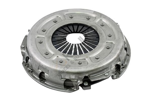 RENAULT TRUCKDS MIDLUM BMC OTOKAR FORF CARGO 2520 INTCOLER BASKI     OEM : 5010244310, 5000798976, 4K205490, 54RS410033,57RS308621,57RS309059,