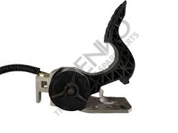 84557587/82627972/21915485/21116874/20889693/20574533 ACCELERATOR PEDAL